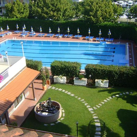 Residence Aurora Wellness & Spa Albenga Zewnętrze zdjęcie