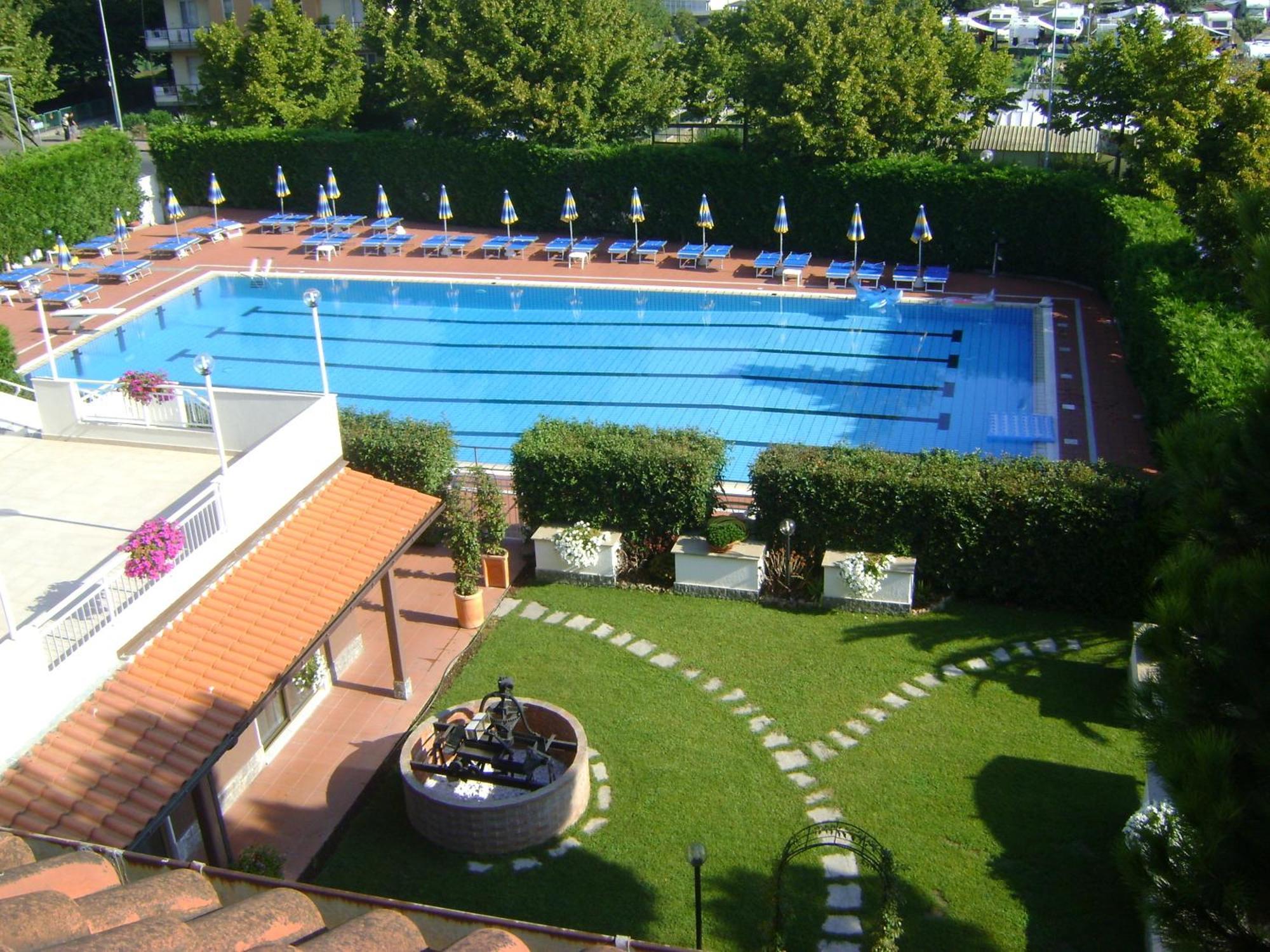 Residence Aurora Wellness & Spa Albenga Zewnętrze zdjęcie