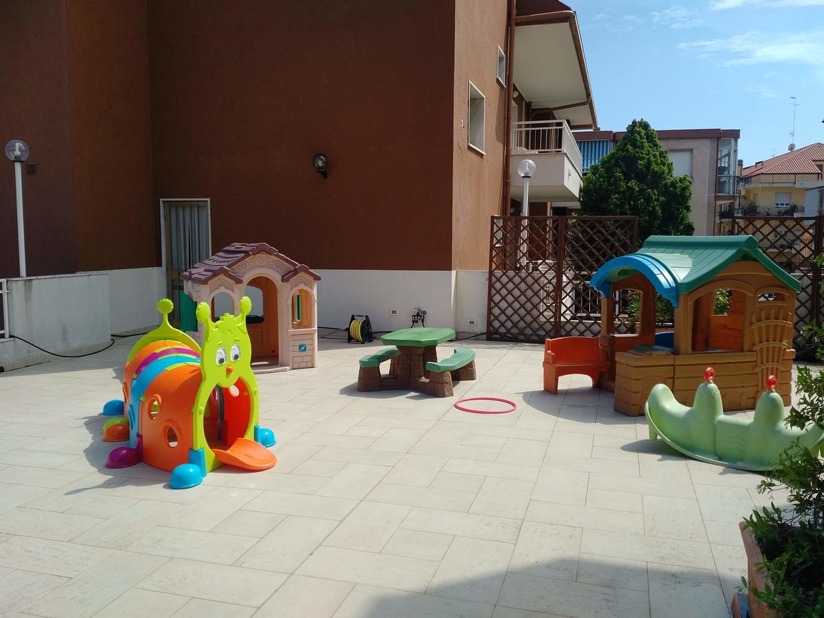 Residence Aurora Wellness & Spa Albenga Zewnętrze zdjęcie